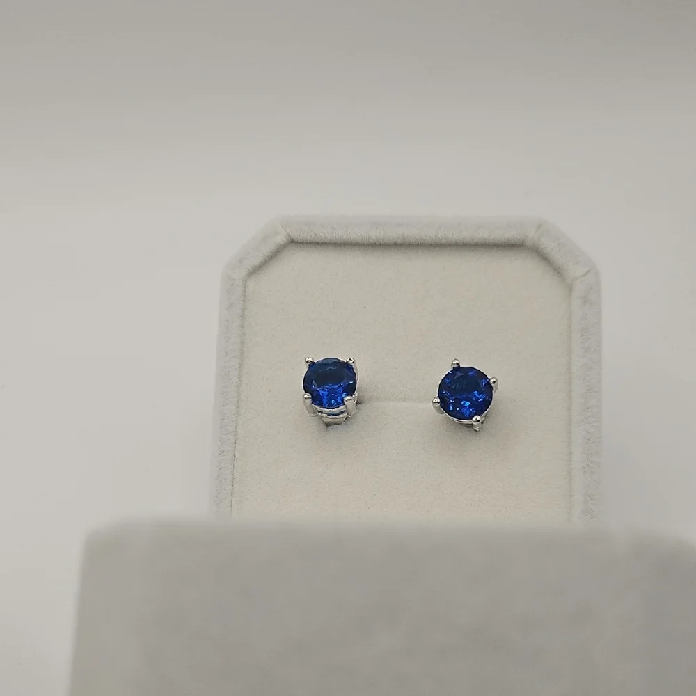 Effy Sapphire Blue Stud Earrings - Picture 11 of 12